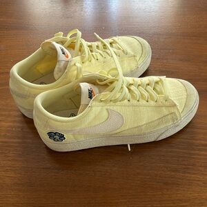 Yellow Platform Nike Blazers 
Nike Blazer Low Platform Next Nature Women's Shoes